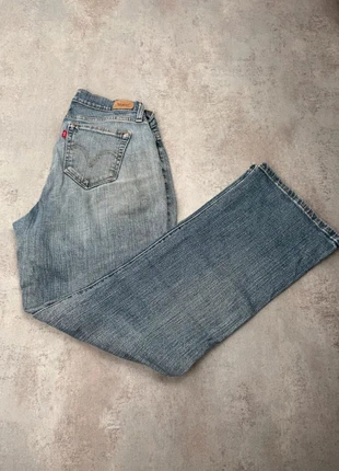 Jean Levi’s 529 Curvy Bootcut Femme Bleu vintage – Taille 38, marque: Levi's, état: Très bon état, taille: M / 38 / 10, 28,00 €, 30,10 € Protection acheteurs incluse