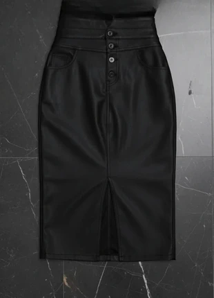 Jupe midi femme en simili cuir mat élégante et tendance, marke: LOOK, zustand: Neu, größe: L / 40 / 12, 43,90 €, 46,80 € inklusive Vinted-Käuferschutz