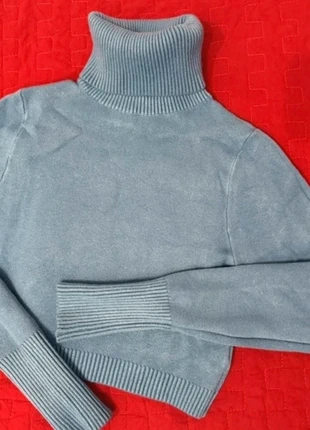 Maglioncino crop a collo alto azzurro – taglia unica, brand: Maglione, condizioni: Nuovo senza cartellino, taglia: Taglia unica, €5.00, €5.95 include la Protezione acquisti