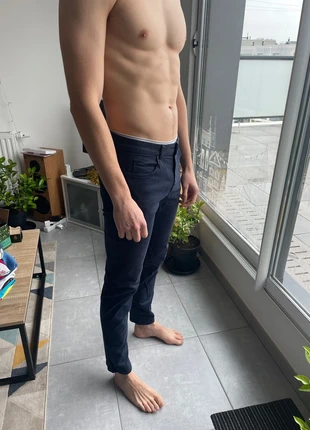 Pantalon type chino, marque: Bershka, état: Bon état, taille: W30 | FR 40, 6,00 €, 7,00 € Protection acheteurs incluse