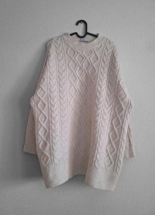 Robe en maille torsadée crème - Vestido de punto crema con trenzado (Stradivarius), marque: Stradivarius, état: Très bon état, taille: S / 36 / 8, 13,99 €, 15,39 € Protection acheteurs incluse