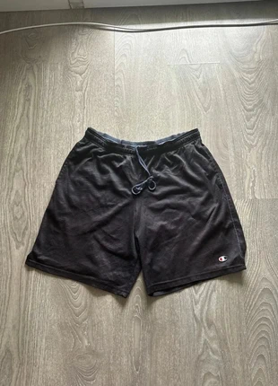 Short de sport Champion noir - taille L, marke: Champion, zustand: Sehr gut, größe: L, 10,00 €, 11,20 € inklusive Vinted-Käuferschutz