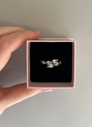 Pandora - Sparkling overlapping band ring - Size 52, brand: Pandora, condition: Very good, size: 16.5 mm / L½, £26.00, £28.00 includes Buyer Protection