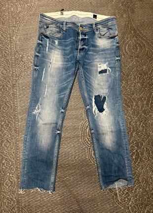 Jean trouée Temps des Cerises T31, brand: Le Temps des Cerises, condition: Good, size: W31, €8.00, €9.10 includes Buyer Protection