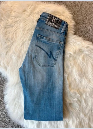 Jean Kaporal - Taille 37 (W27 L32), brand: Kaporal, condizioni: Ottime, taglia: M / IT 42 / EU 38, €27.00, €29.05 include la Protezione acquisti Pro