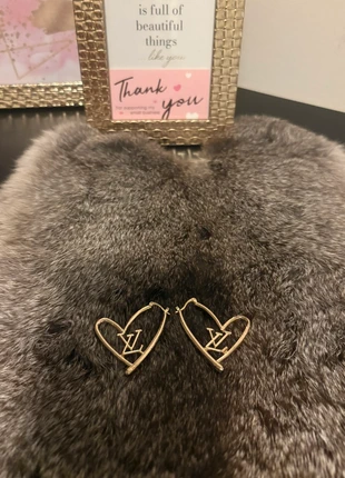 Nieuwe dames oorbellen., merk: Zara, staat: Nieuw met prijskaartje, € 10,00, € 11,20 inclusief Kopersbescherming