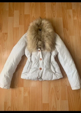 piumino vintage elegante con pelliccia eco removibile, brand: Vintage Dressing, condizioni: Nuovo senza cartellino, taglia: M / IT 42 / EU 38, €16.00, €17.50 include la Protezione acquisti