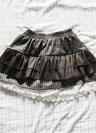 Brown and beige short skirt (s), merk: Lolita, staat: Heel goed, maat: S / 36 / 8, € 18,99, € 20,64 inclusief Kopersbescherming Pro