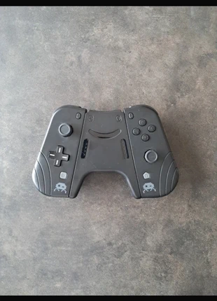 Manette de jeu (switch), marca: 8BitDo, estado: Muito bom, €11.80, €13.09 inclui Proteção do Comprador