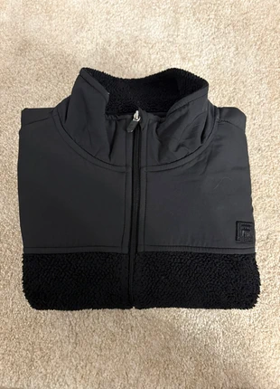 Polaire fila noir xl, brand: FILA, condition: Very good, size: XL, €15.00, €16.45 includes Buyer Protection