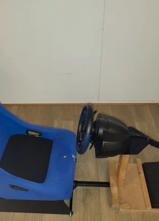 Race simulator ps4 ps5, merk: Thrustmaster, staat: Goed, € 90,00, € 95,20 inclusief Kopersbescherming