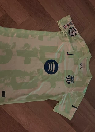 Lamine yamal shirt, merk: Nike, staat: Nieuw zonder prijskaartje, maat: XL, € 13,00, € 14,35 inclusief Kopersbescherming