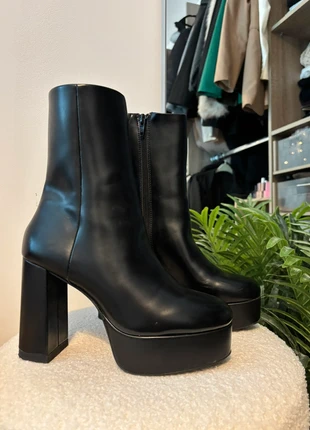 Bottines noires haute H&M, brand: H&M, condition: Very good, size: 37, €15.00, €16.45 includes Buyer Protection