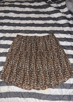 Rock | Mini Rock | Leomuster, brand: Janina, condizioni: Buone, taglia: L / IT 44 / EU 40, €3.50, €4.38 include la Protezione acquisti