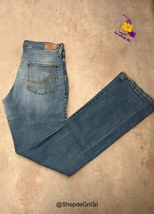Jean Levi’s modern bootcut Femme Bleu vintage – Taille 38, marque: Levi's, état: Très bon état, taille: M / 38 / 10, 26,00 €, 28,00 € Protection acheteurs (Pro) incluse