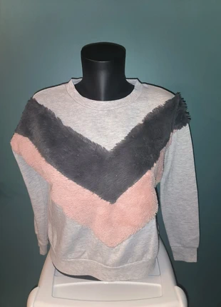 💫très joli pull gris avec 2 bandes toute douce devant T34 💫, brand: Gémo, condition: Very good, size: XS / 34 / 6, €3.00, €3.85 includes Buyer Protection