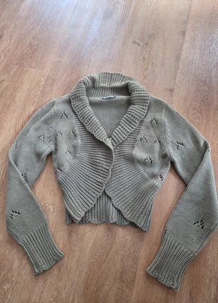 Boléro cardigan maille laine vintage y2k, marque: Vintage Dressing, état: Très bon état, taille: S / 36 / 8, 5,00 €, 5,95 € Protection acheteurs incluse