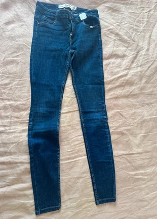 Lot 7 jeans / pantalons femme – Taille 34 – Zara – Très bon état, brand: Zara, condition: Very good, size: XS / 34 / 6, €35.00, €37.45 includes Buyer Protection