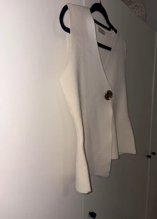 Gilet beige/crème met gouden knoop // Vandaag nog verzonden, brand: Flamant Rose, condizioni: Ottime, taglia: M / IT 42 / EU 38, €8.00, €9.10 include la Protezione acquisti