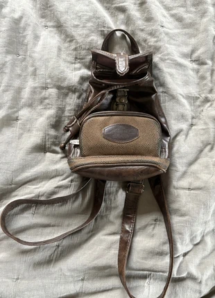 Mini bruine rugtas Daniel Ray, merk: Vintage Boutique, staat: Heel goed, € 11,99, € 13,29 inclusief Kopersbescherming