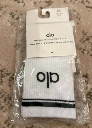 Chaussettes mi-hautes Alo unisexe - Style sportif minimaliste sku-chausette, marque: Alo Yoga, état: Neuf avec étiquette, taille: M | 39–42, 8,00 €, 9,10 € Protection acheteurs incluse