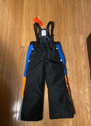 Pantalon de ski, marque: Sinsay, état: Neuf avec étiquette, taille: 5 ans / 110 cm, 12,00 €, 13,30 € Protection acheteurs incluse