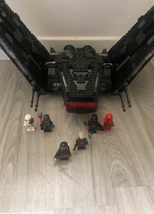 Set LEGO Star Wars 75256 – Kylo Ren’s Shuttle, marque: LEGO Star Wars, état: Neuf avec étiquette, taille: Taille unique, 199,99 €, 210,69 € Protection acheteurs incluse