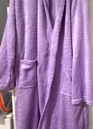 Robe geen riemen, staat: Nieuw met prijskaartje, maat: XL / 42 / 14, € 7,00, € 8,05 inclusief Kopersbescherming