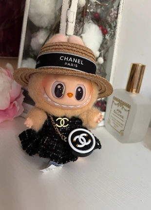 Vestito Labubu Luxory (No Labubu), marque: Luxury, état: Neuf sans étiquette, taille: Taille unique, 25,00 €, 26,95 € Protection acheteurs incluse