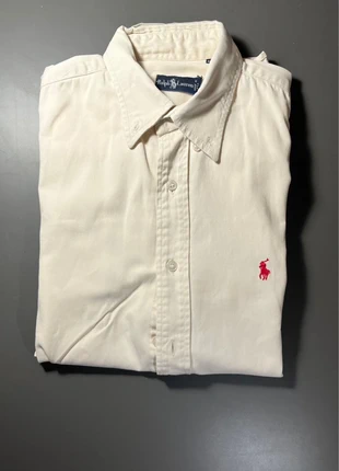 Chemise Ralph Lauren beige • Logo rouge • Classique & élégante – Taille L, marque: Ralph Lauren, état: Bon état, taille: M, 22,00 €, 23,80 € Protection acheteurs incluse