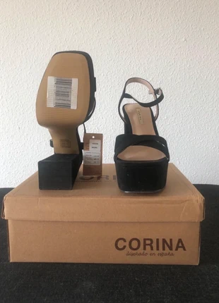 Tacones. Color negro. Nuevos, merk: Corina, staat: Nieuw met prijskaartje, maat: 37, € 40,00, € 42,70 inclusief Kopersbescherming