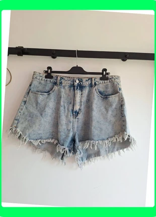 R0192. Short en jean SHEIN Curve 2XL effet destroy, marke: Shein Curve, zustand: Sehr gut, größe: XXL / 44 / 16, 4,00 €, 4,90 € beinhaltet Vinted-Käuferschutz Pro
