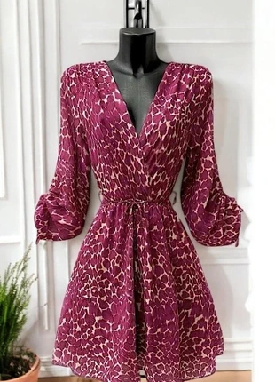 Robe courte bordeaux taille M, marque: Boutique Parisienne, état: Très bon état, taille: M / 38 / 10, 31,00 €, 33,25 € Protection acheteurs (Pro) incluse