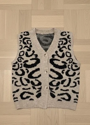Gilet Veste Sans Manche Tricot Beige Noir Motif Léopard Animalier Casual Taille M, marke: Tendance, zustand: Sehr gut, größe: M / 38 / 10, 35,00 €, 37,45 € inklusive Vinted-Käuferschutz