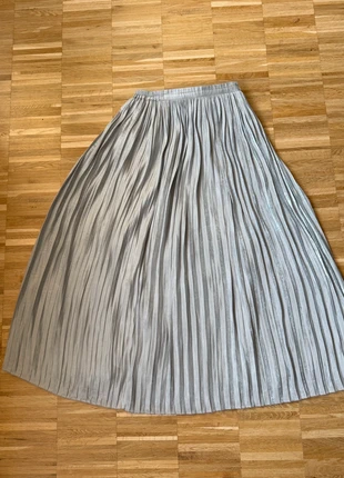 Greenpoint Plisierter Rock – Silber – Größe 38 – Sehr guter Zustand, brand: Greenpoint, condition: Very good, size: L / 40 / 12, €40.00, €42.70 includes Buyer Protection