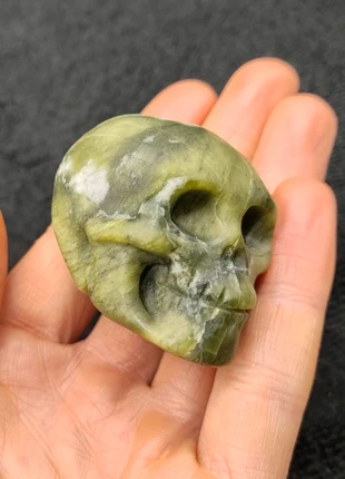Nephrite Jade Skull Carving Green Crystal Skull, brand: Crystal, condition: Very good, £4.49, £5.41 includes Buyer Protection