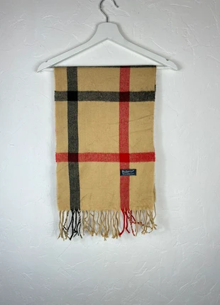 Écharpe Burberry made in England beige, marke: Burberry, zustand: Sehr gut, 40,00 €, 42,70 € inklusive Vinted-Käuferschutz