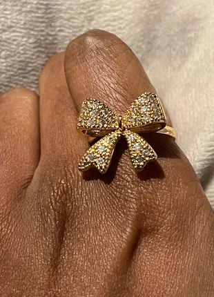 Anello placcato 18k con zirconi regolabile, zustand: Sehr gut, größe: Größenverstellbar, 20,00 €, 21,70 € inklusive Vinted-Käuferschutz