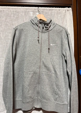 Nike swaetshirt grey, tg M, brand: Nike, condizioni: Nuovo senza cartellino, taglia: M, €20.00, €21.70 include la Protezione acquisti