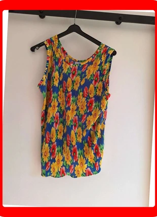 363. Haut fleuri vintage sans manches T42, état: Très bon état, taille: XL / 42 / 14, 6,00 €, 7,00 € Protection acheteurs (Pro) incluse