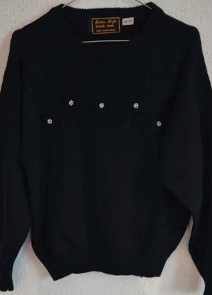 Pull noir brodé Fashion Style - Taille M, marque: Fashion Style, état: Très bon état, taille: M / 38 / 10, 5,00 €, 5,95 € Protection acheteurs (Pro) incluse