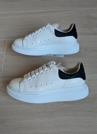 Scarpe sneakers Alexander McQueen Oversize camoscio 36, marca: Alexander McQueen, estado: Muy bueno, tamaño: 36, 100,00 €, 105,70 € Protección al comprador incluida