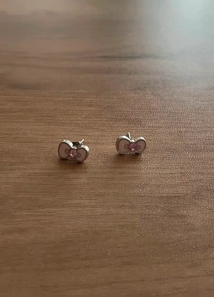 Boucle d’oreille Hello Kitty, brand: Hello Kitty, condition: New without tags, €1.00, €1.75 includes Buyer Protection