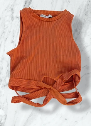 Top côtelé orange Bershka – crop top lacets croisés taille S/M, marque: Bershka, état: Très bon état, taille: S / 36 / 8, 6,00 €, 7,00 € Protection acheteurs incluse
