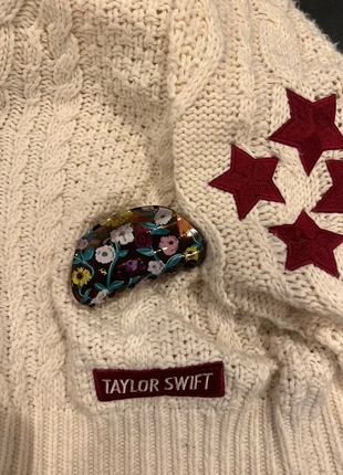 Taylor Swift Eras Tour Acoustic Piano Hair Clip, brand: Taylor Swift, condizioni: Nuovo con cartellino, €50.00, €53.20 include la Protezione acquisti