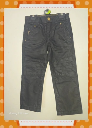 Chulisimos pantalones de niño efecto piel🪁, marque: H&M, état: Très bon état, taille: 24-36 mois / 92 cm, 4,90 €, 5,85 € Protection acheteurs incluse