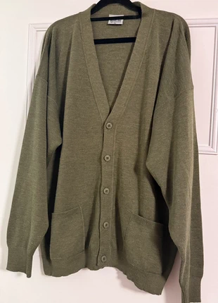 Vintage Cardigan Khaki Groen Warme Wolmix maat XL, merk: Vintage Dressing, staat: Heel goed, maat: XL, € 20,00, € 21,70 inclusief Kopersbescherming