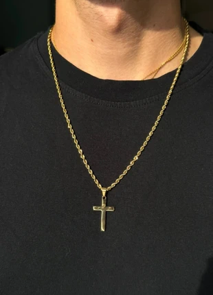 Collier Doré Avec Croix Acier Inoxydable, marque: Boutique Parisienne, état: Neuf sans étiquette, 9,90 €, 11,10 € Protection acheteurs (Pro) incluse