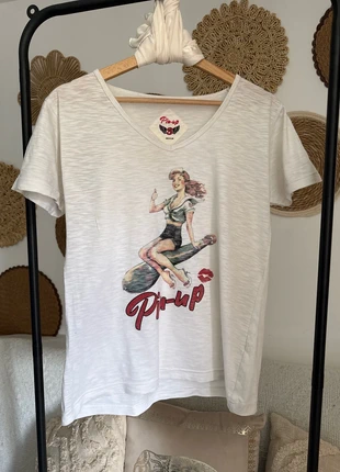 T shirt pin up, marque: PIN-UP, état: Bon état, taille: M / 38 / 10, 2,00 €, 2,80 € Protection acheteurs incluse