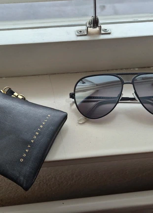 Nieuwe zonnebril, merk: Quay Australia, staat: Nieuw zonder prijskaartje, € 7,00, € 8,05 inclusief Kopersbescherming